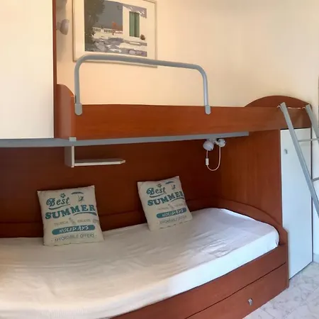 Villaggio Le Ginestre Apartment
