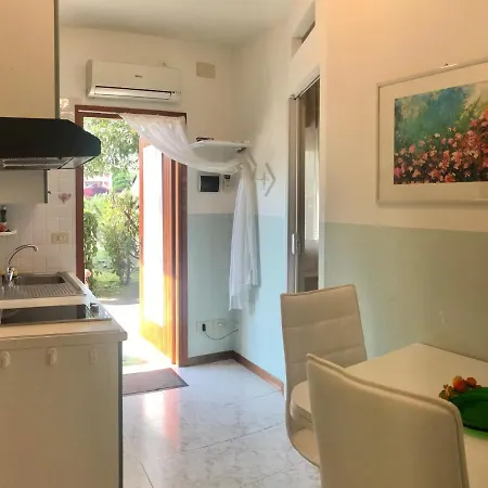 Villaggio Le Ginestre Lägenhet